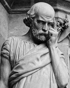 С чего начинается философствование по Аристотелю?